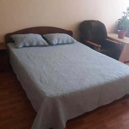 Apartment On Lenina 76 Togliatti エクステリア 写真